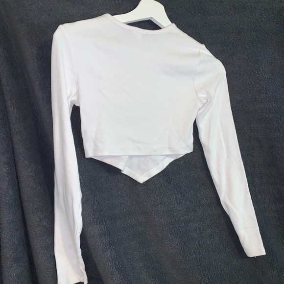 Cropped white long tee • size S • textured material - Picture 3 of 3